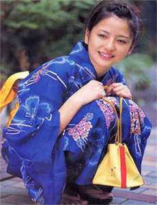 円城ひとみ