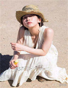 蜘蛛女梁铮